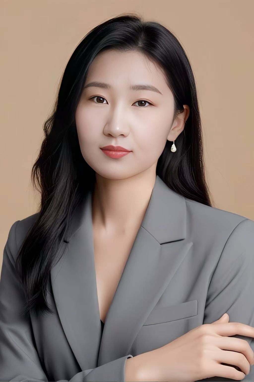 Portrait of Caroline Cao, partner at AURUM NEXUS ADVISORY.